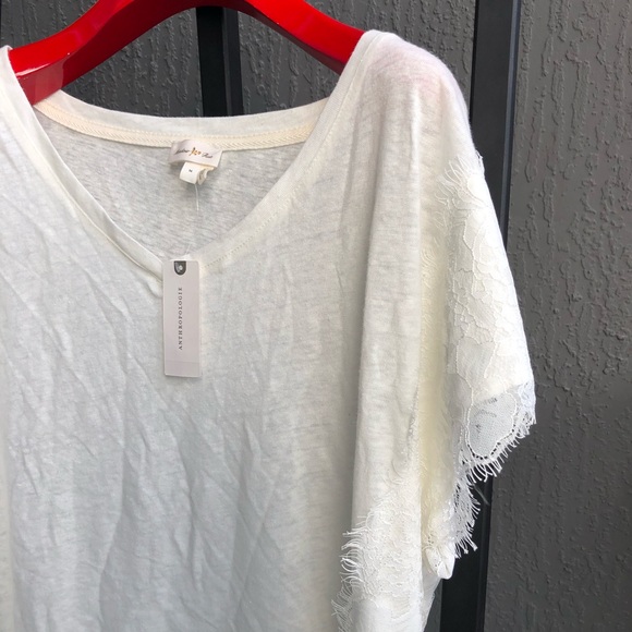 Anthropologie Tops - Antorpologie ivory tee